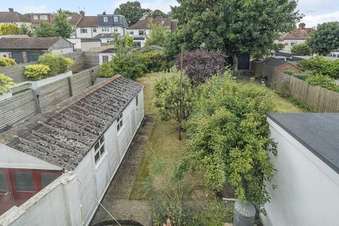 20 Elmstead Avenue, Chislehurst, BR7 6EQ