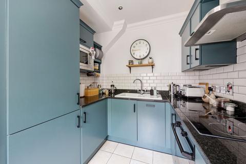 3 Upper Park, Loughton, IG10 4EY