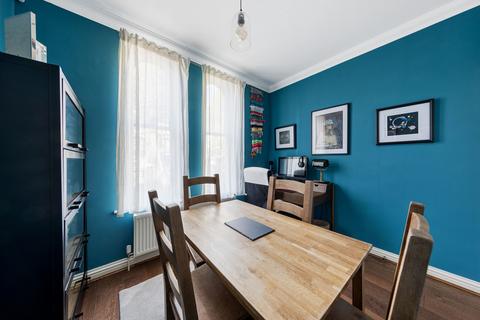 3 Upper Park, Loughton, IG10 4EY