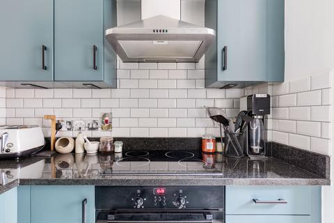 3 Upper Park, Loughton, IG10 4EY