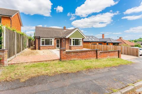 3 bedroom detached bungalow for sale, Hilly Plantation, Norwich