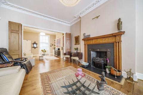 3 bedroom flat for sale, Craven Street, Covent Garden, London, WC2N