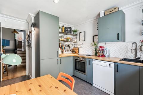 2 bedroom apartment for sale, Leathwaite Road, SW11