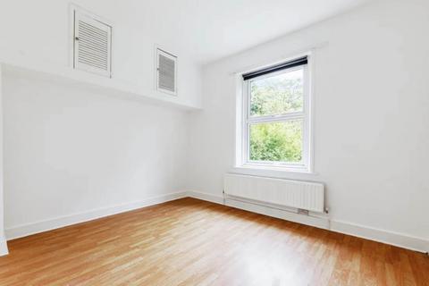 1 bedroom flat to rent, Inglis Road, London W5