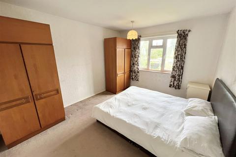 3 bedroom end of terrace house for sale, Campden Green, Solihull
