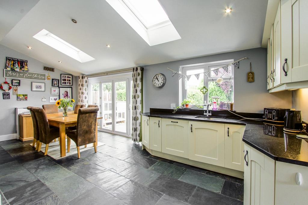 Open Plan Kitchen Dining Area