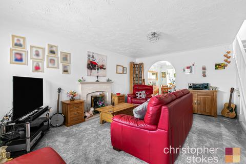 3 bedroom semi-detached house for sale, Dairyglen Avenue, Cheshunt, Waltham Cross, Hertfordshire, EN8 8JW