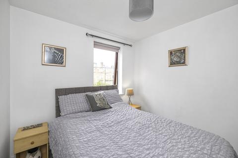 19/7 Dalgety Road, Edinburgh, EH7 5UH