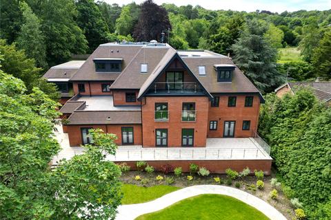 2 bedroom apartment for sale, Green Hedges, Westerham Road, Oxted, Surrey, RH8