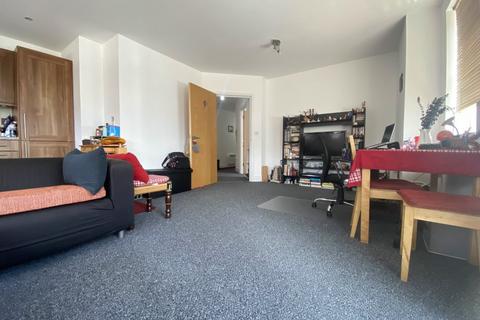 2 bedroom flat to rent, Granby Court, Rosslyn Crescent HA1