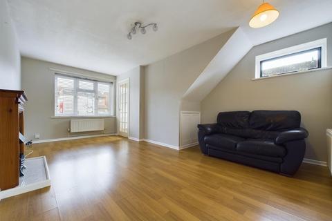 18 Grampian Close, Hereford, HR4 0TA
