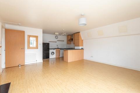 151/2 Lower Granton Road, Edinburgh, EH5 1EY