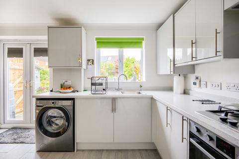 101 Lanchester Way, Castle Bromwich, Birmingham, B36 9LN