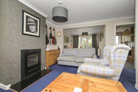 3 bedroom terraced house for sale, 27 Greenhill Park, Penicuik, Midlothian EH26 9EX