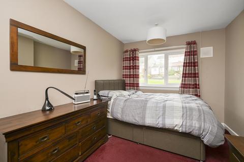 27 Greenhill Park, Penicuik, EH26 9EX