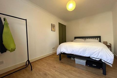 145a Culverley Road, London, SE6 2JZ