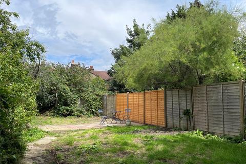 145a Culverley Road, London, SE6 2JZ