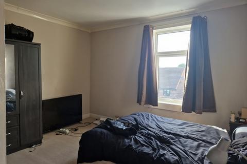 2 bedroom terraced house for sale, Ridgill Avenue, Doncaster DN6