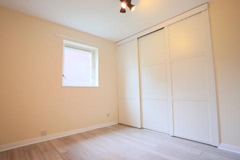 2 bedroom flat to rent, Murano Place, Lorne Court, Leith Walk, Edinburgh, EH7