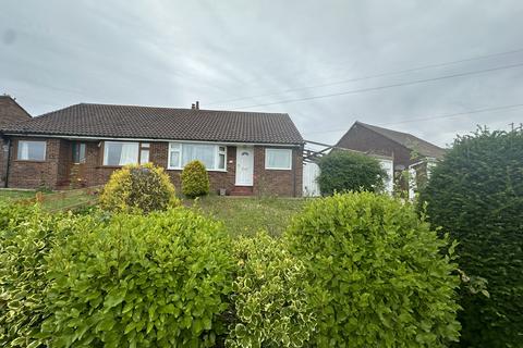 2 bedroom semi-detached bungalow to rent, Westfield Road, Eastbourne BN21