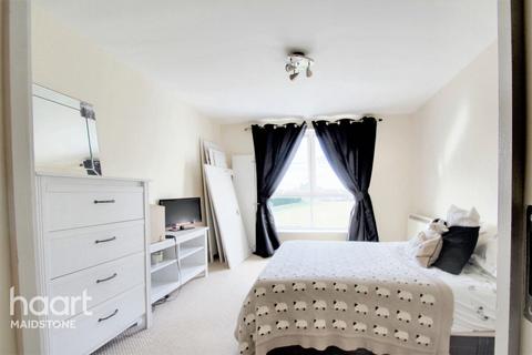 2 bedroom apartment for sale, Coral Park, Maidstone