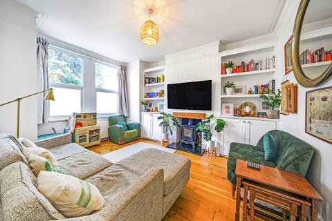 105 Ravenscroft Road, Beckenham, BR3 4TN