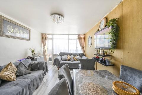 81 Barnardo Gardens, London, E1 0LW
