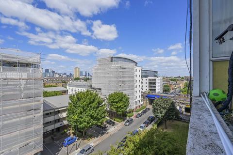 81 Barnardo Gardens, London, E1 0LW