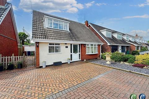 4 bedroom detached house for sale, Hawkesmore Drive, Little Haywood, Stafford, ST18 0UA