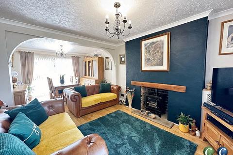 4 bedroom detached house for sale, Hawkesmore Drive, Little Haywood, Stafford, ST18 0UA