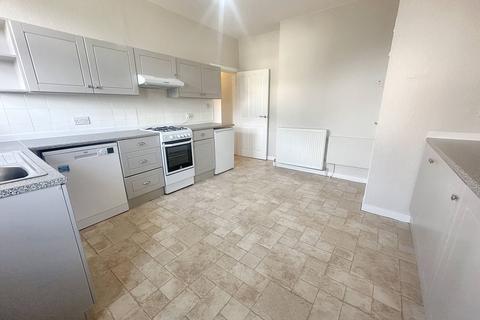 3 bedroom ground floor flat to rent, Cairnfield Avenue, Maybole KA19