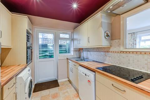 1b Allingham Road, Reigate, RH2 8JE