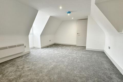 undefined, Flat 2, High Street, Newmarket
