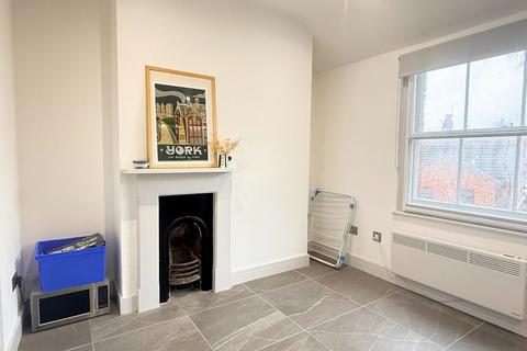 1 bedroom flat to rent, Flat 2, High Street, Newmarket
