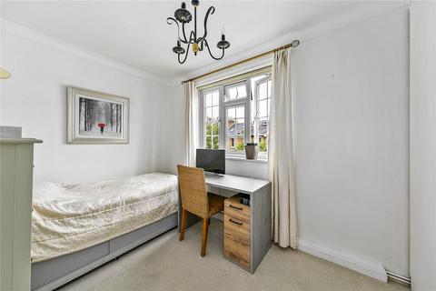 5 Kenmore Close, Richmond, TW9 3JG