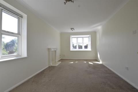 1 bedroom apartment to rent, Staffords Place, Surrey RH6