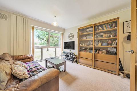 1 Ingleside Close, Beckenham, BR3 1QU