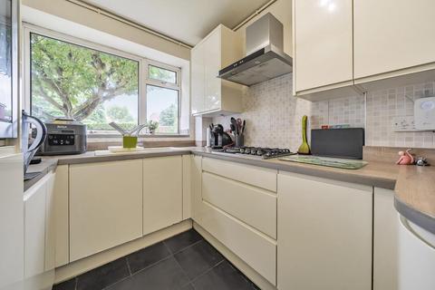 1 Ingleside Close, Beckenham, BR3 1QU