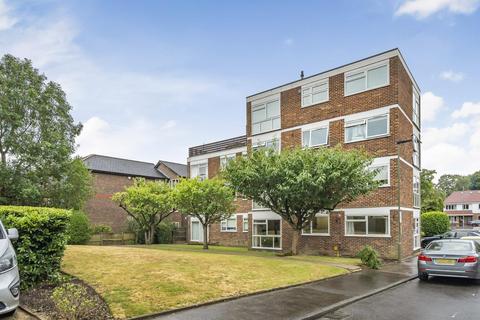 1 Ingleside Close, Beckenham, BR3 1QU