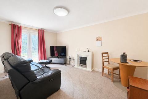 2 bedroom apartment to rent, New Bridge Street, Witney OX28