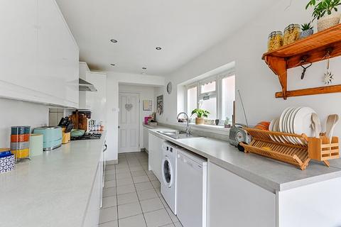 undefined, Salisbury Road, Godstone RH9