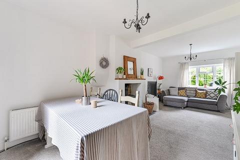 undefined, Salisbury Road, Godstone RH9