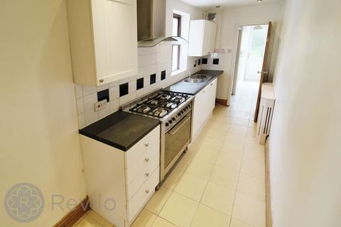 2 bedroom terraced house for sale, Edenfield Road, Rochdale, OL11