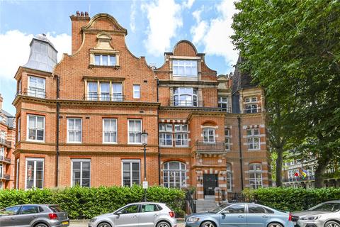 3 bedroom apartment to rent, Kensington Court, London, W8