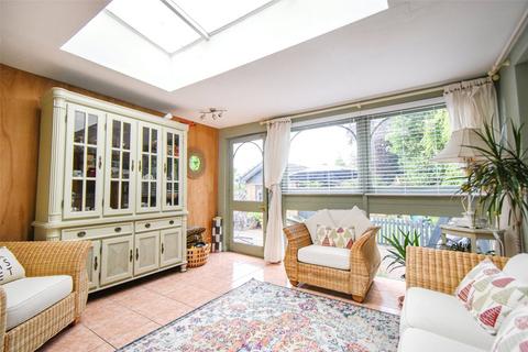 3 bedroom bungalow for sale, Hook, Hampshire RG27