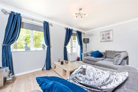 3 bedroom end of terrace house to rent, Buxhall Crescent, London, E9