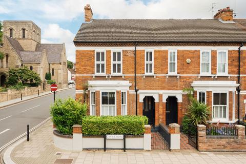 2 Castle Road, Bedford, MK40 3PJ
