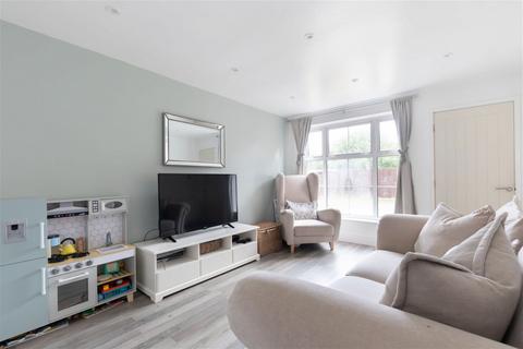 3 bedroom end of terrace house for sale, Hazlitt Croft, Springbank, Cheltenham, GL51