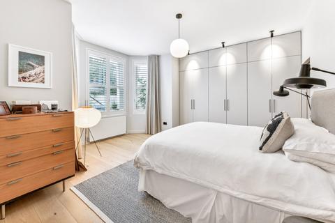 2 bedroom flat for sale, Redcliffe Square, Chelsea, London