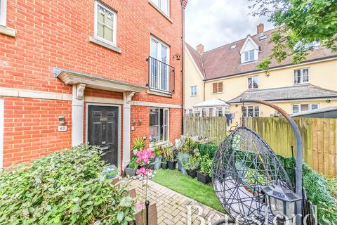 2 bedroom maisonette for sale, Mortimer Gardens, Colchester, CO4